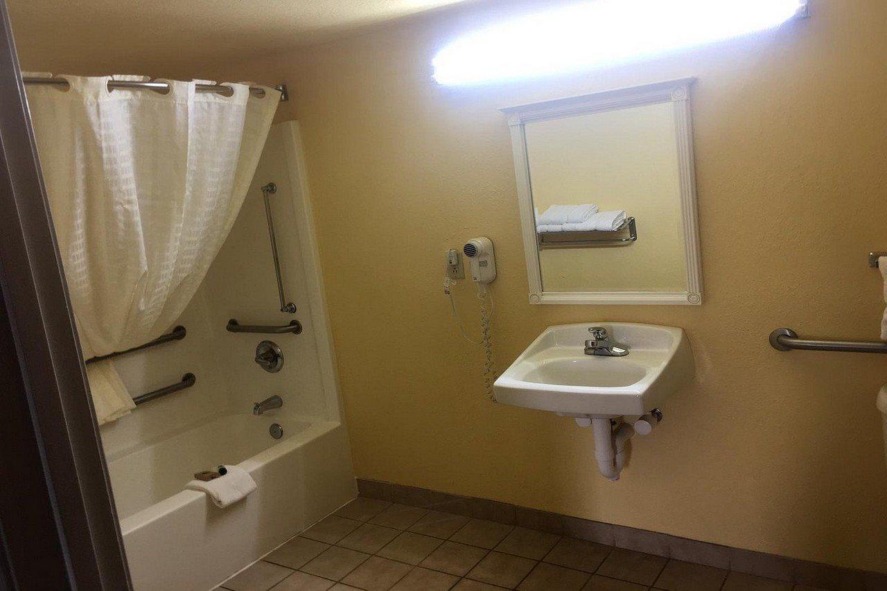 Budget Inn & Suites Hawkinsville Eksteriør billede
