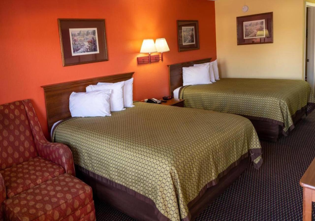 Budget Inn & Suites Hawkinsville Eksteriør billede