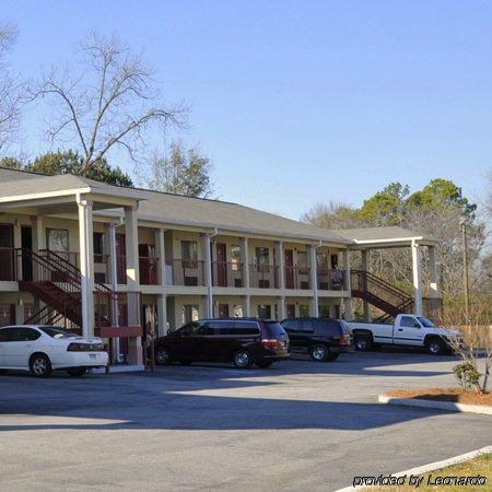 Budget Inn & Suites Hawkinsville Eksteriør billede